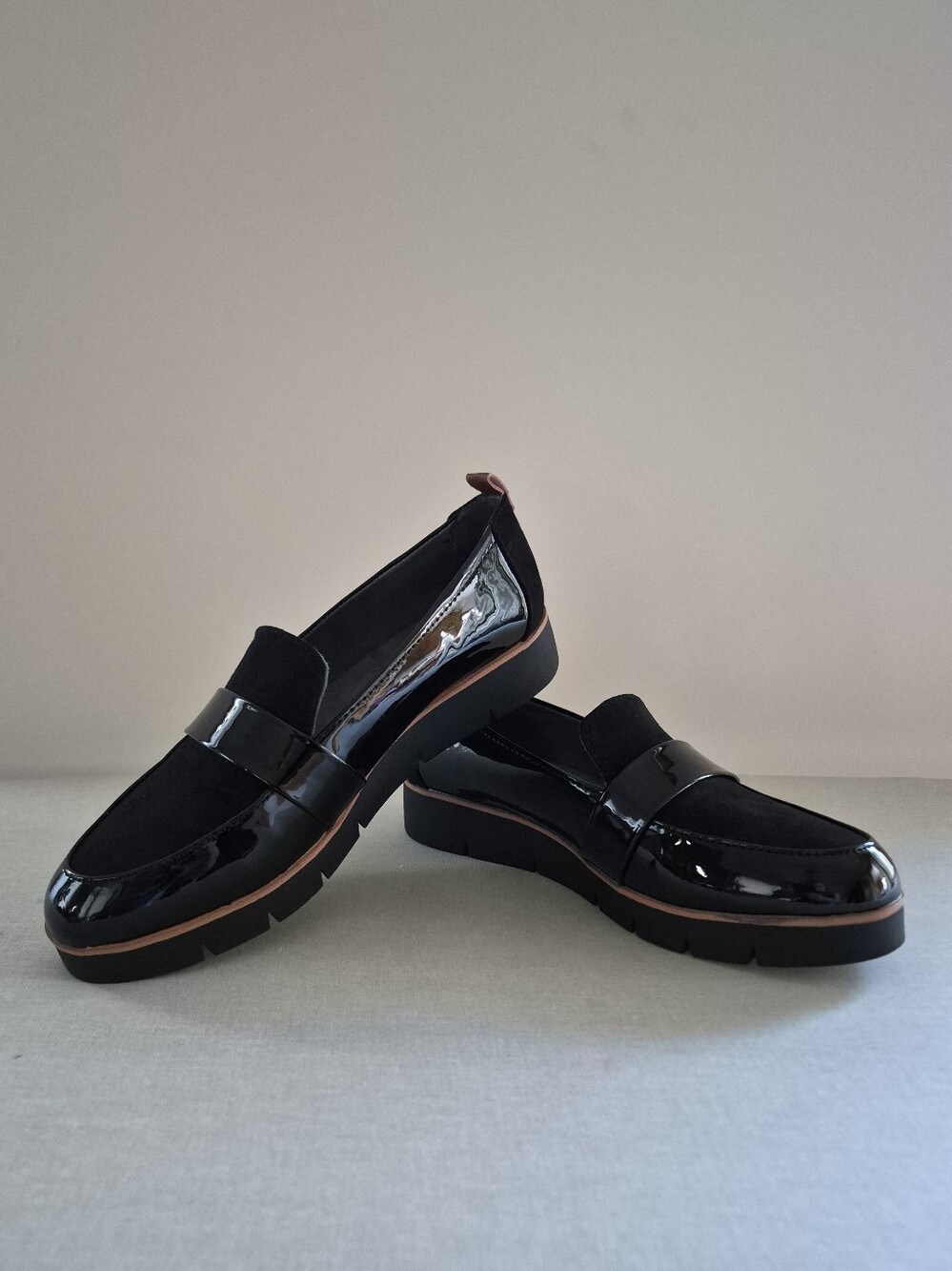 Dr. Scholl's Women's Webster Black Patent Platform Loafers 7.5